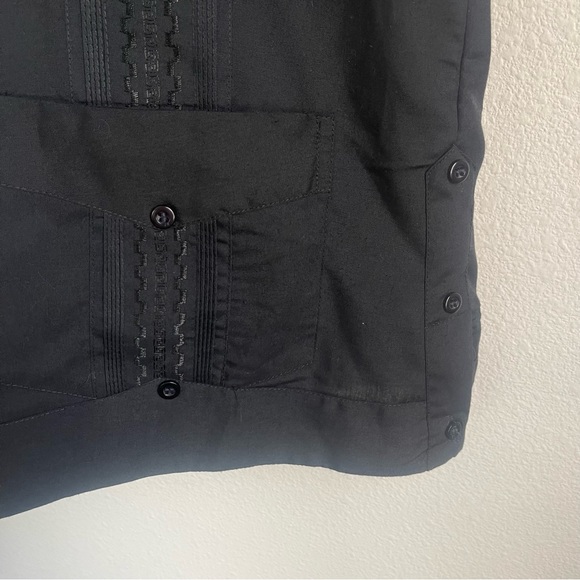 El Interior 4 Pocket Short Sleeve Hawaiian Button Down Shirt - Picture 4 of 6